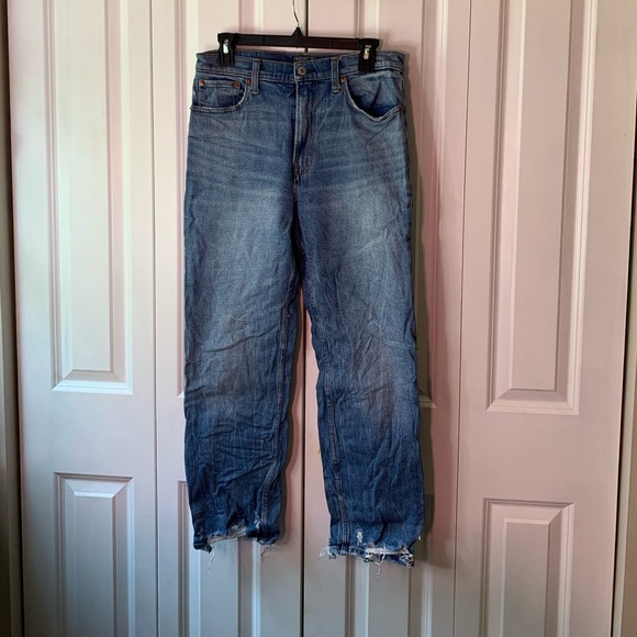 Abercrombie & Fitch Denim - Abercrombie & Fitch Straight Leg jean